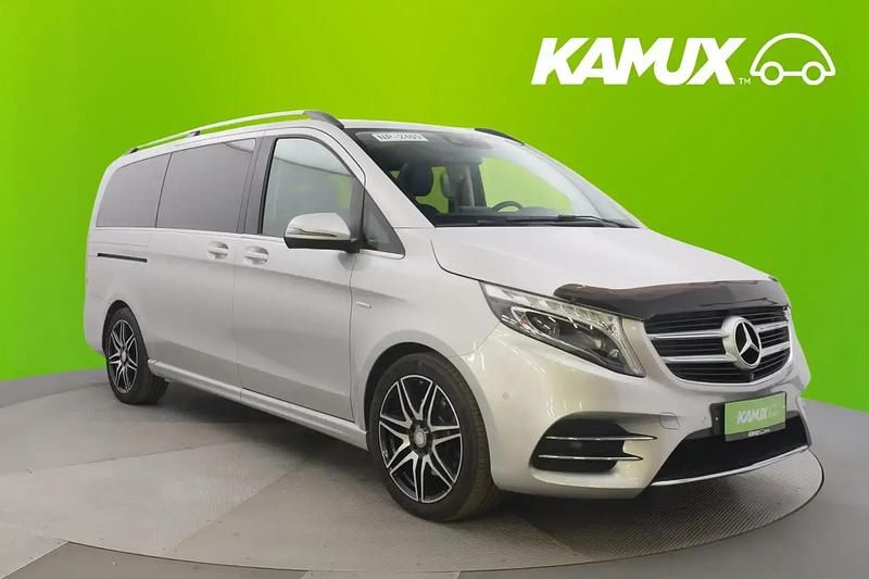 Hopea / harmaa Käytetty 2016 Mercedes V250 Exclusive Tila-auto | 49 800 € (Perustarjous) - Kuva 1/4
