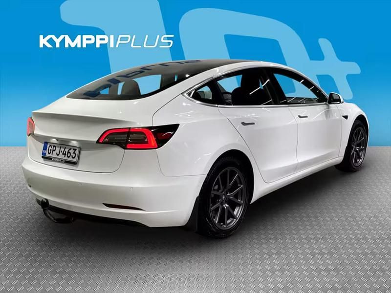 Käytetty Tesla Model 3 Standard Range Plus 239 kW (325 HP) 2020 Sedan