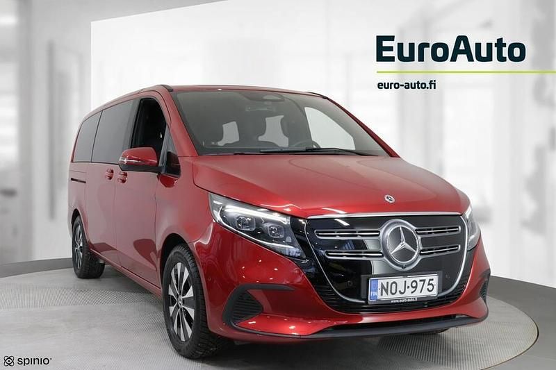 Käytetty Mercedes EQV300 150 kW (204 HP) 2024 Punainen Katumaasturi