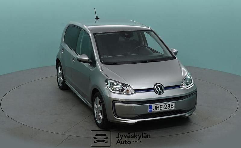 Käytetty VW e-up! Style 61 kW (83 HP) 2021 Hopea Viistoperä