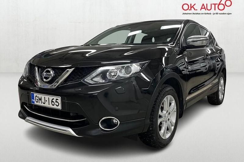 Käytetty Nissan Qashqai Acenta 131 HP (96 kW) 2017 Musta Katumaasturi