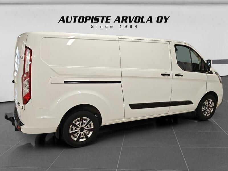 Käytetty Ford Transit Custom 131 HP (96 kW) 2020 Van