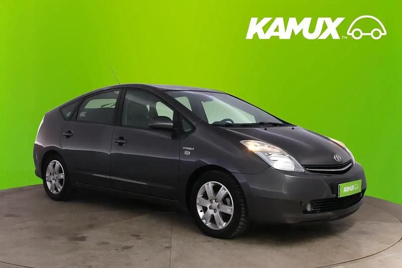 Käytetty Toyota Prius Executive 77 HP (56 kW) 2009 Hopea / harmaa Viistoperä