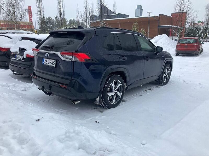 Käytetty Toyota RAV4 Hybrid Active 306 HP (225 kW) 2024 Katumaasturi