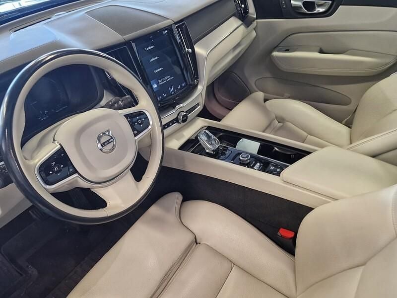 Käytetty Volvo XC60 Inscription 392 HP (288 kW) 2020 Katumaasturi