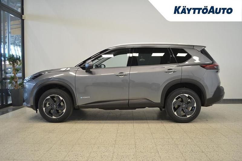 Käytetty Nissan X-Trail N-Connecta 204 HP (150 kW) 2024 Dark metal grey Katumaasturi