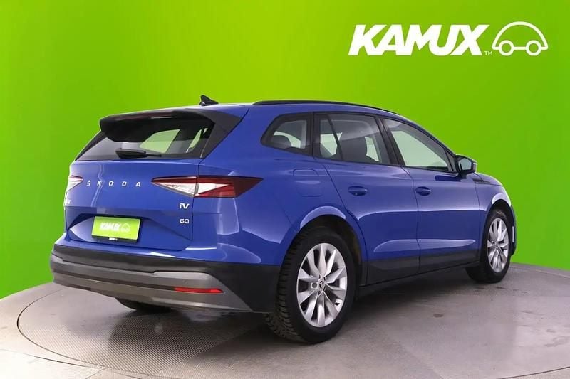 Käytetty Skoda Enyaq iV 132 kW (180 HP) 2022 Sininen Katumaasturi