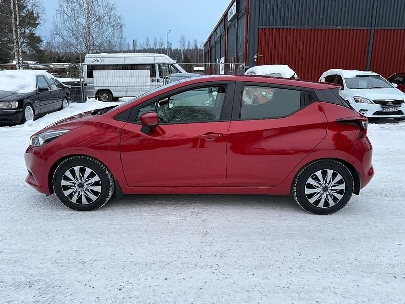 Käytetty Nissan Micra Acenta 71 HP (52 kW) 2018 Viistoperä