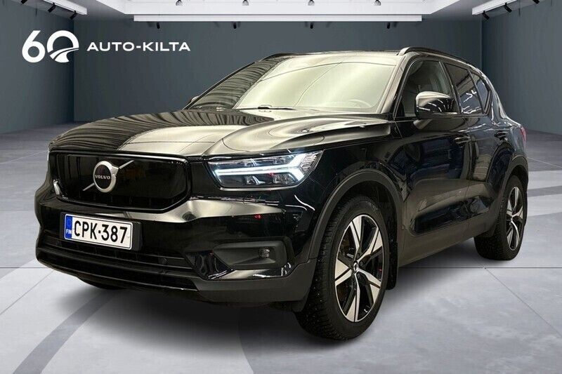 Musta Käytetty 2021 Volvo XC40 Business Edition Katumaasturi | 34 450 € (Perustarjous) - Kuva 1/4