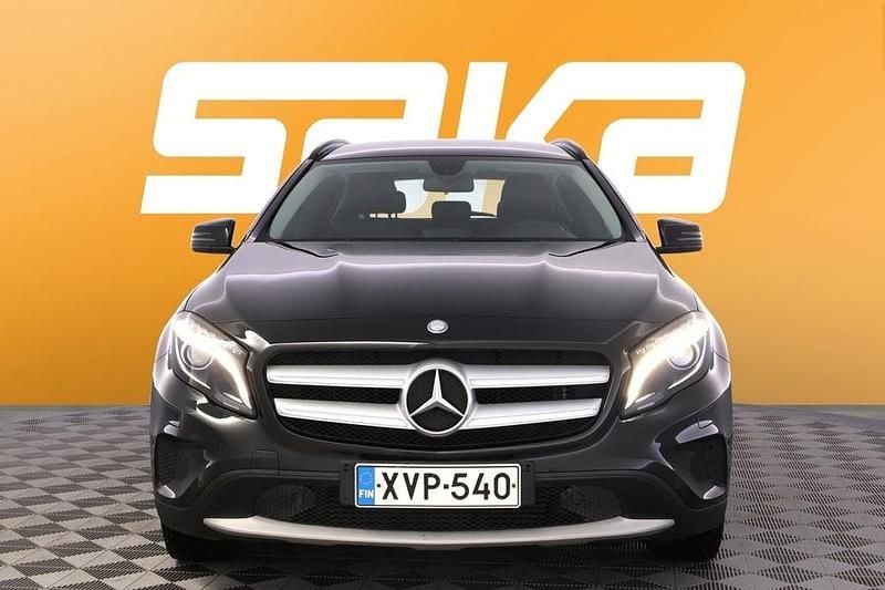 Käytetty Mercedes GLA220 170 HP (125 kW) 2014 Katumaasturi