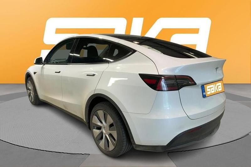 Käytetty Tesla Model Y 258 kW (351 HP) 2024 Katumaasturi
