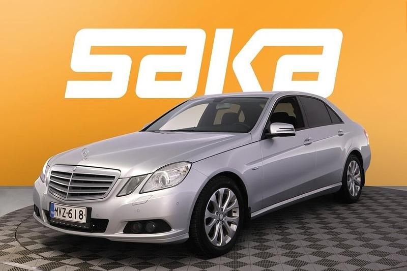 Käytetty Mercedes E220 170 HP (125 kW) 2009 Sedan