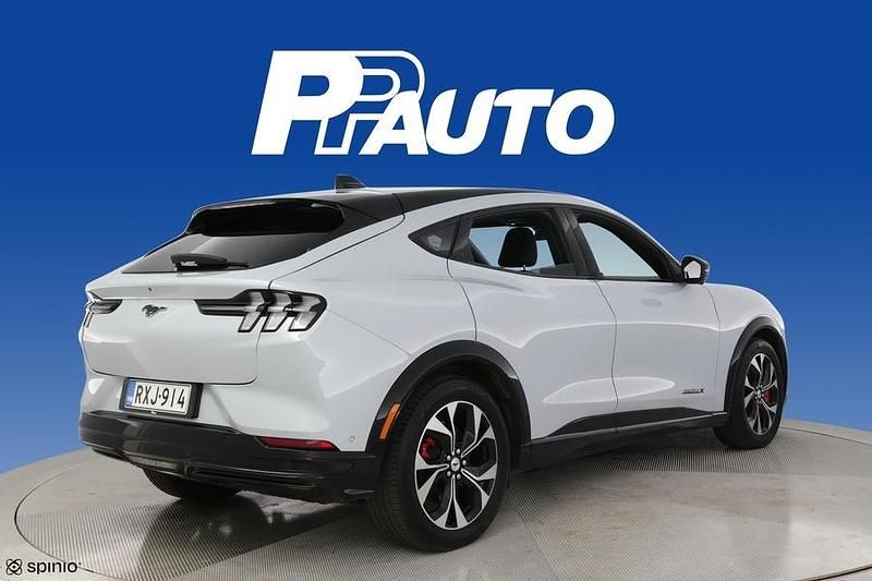 Käytetty Ford Mustang Mach-E Premium 216 kW (294 HP) 2024 Katumaasturi