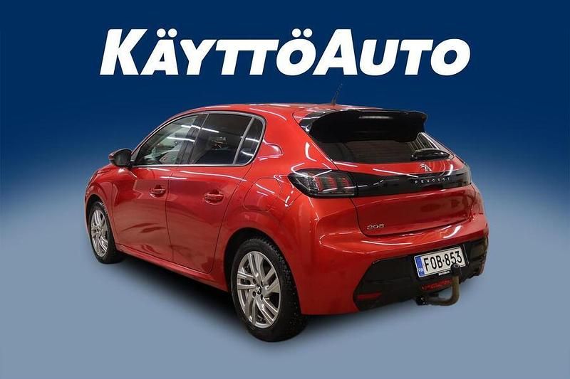Käytetty Peugeot 208 Allure 101 HP (74 kW) 2020 Punainen Viistoperä