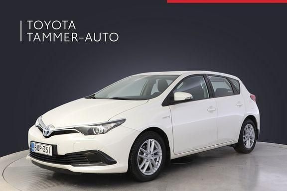 Valkoinen Käytetty 2017 Toyota Auris Edition Viistoperä | 18 980 € (Perustarjous) - Kuva 1/4