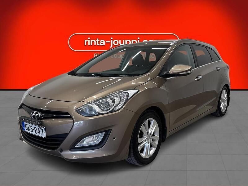 Hopea Käytetty 2014 Hyundai i30 Style Farmari | 5 800 € (Supertarjous) - Kuva 1/3