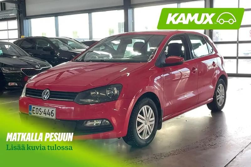 Käytetty VW Polo Trendline 75 HP (55 kW) 2017 Punainen Sedan