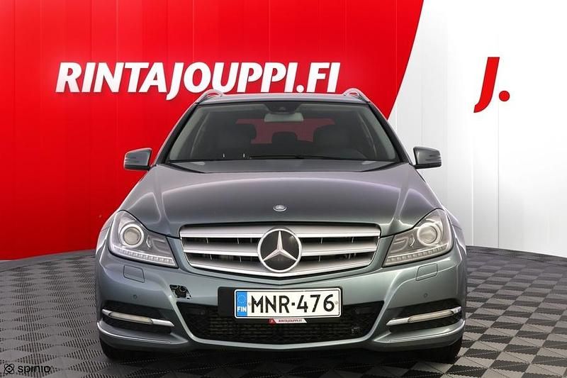 Käytetty Mercedes C300 231 HP (169 kW) 2012 Harmaa Farmari