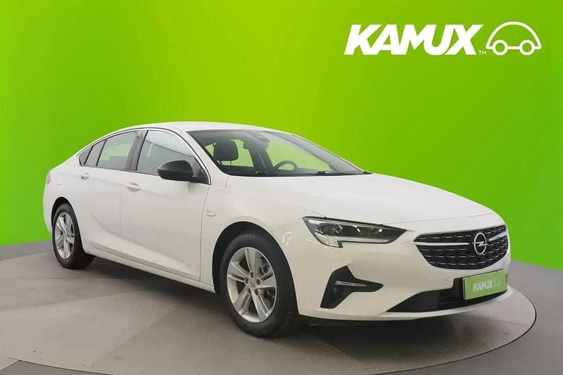 Valkoinen Käytetty 2022 Opel Insignia Innovation Sedan | 24 980 € (Perustarjous) - Kuva 1/4