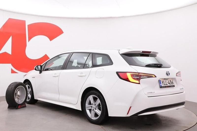 Käytetty Toyota Corolla Active 122 HP (89 kW) 2022 040 Farmari