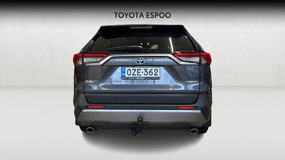 Käytetty Toyota RAV4 Active 176 HP (129 kW) 2021 Harmaa Katumaasturi