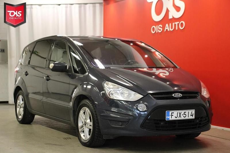 Käytetty Ford S-MAX Trend 116 HP (85 kW) 2011 Tila-auto