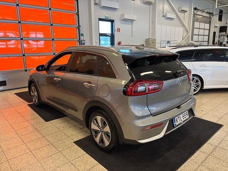 Käytetty Kia Niro 105 HP (77 kW) 2019 Katumaasturi