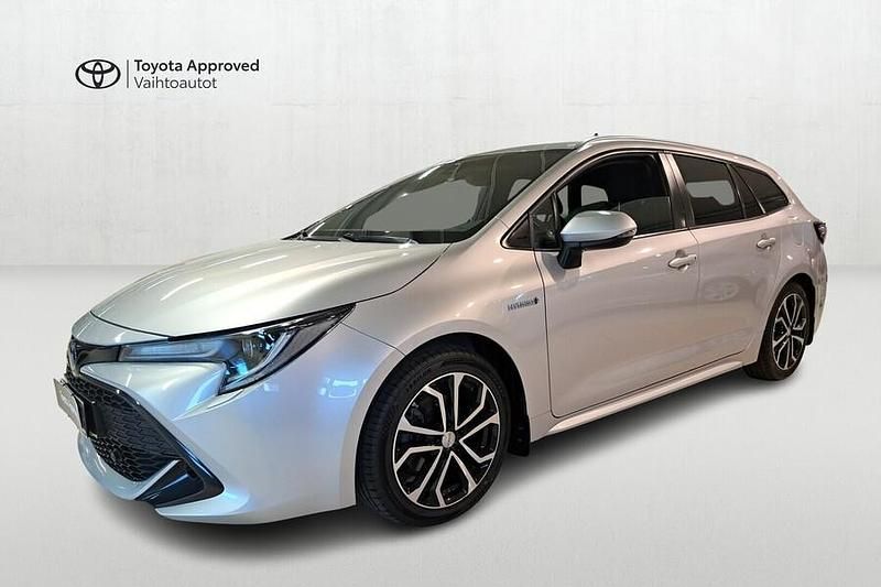 Hopea Käytetty 2020 Toyota Corolla Active Farmari | 19 890 € (Perustarjous) - Kuva 1/4