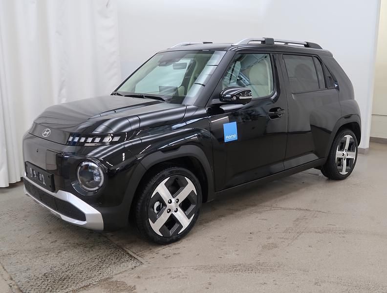 Musta Uusi 2025 Hyundai Inster Viistoperä | 32 800 € (Kallis) - Kuva 1/4
