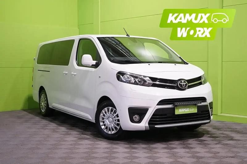 Valkoinen Käytetty 2019 Toyota Proace Verso Active Farmari | 32 770 € (Perustarjous) - Kuva 1/4