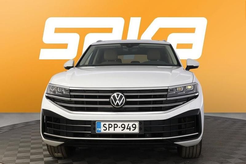 Käytetty VW Touareg Elegance 381 HP (280 kW) 2024 Katumaasturi