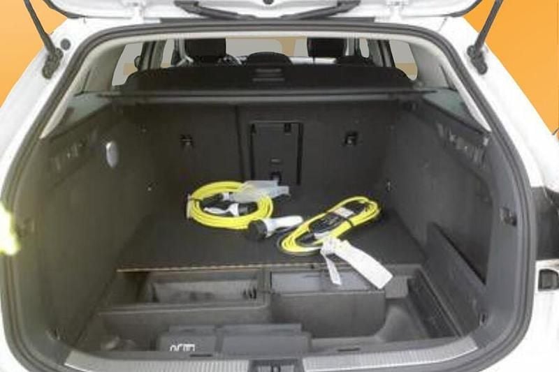 Käytetty VW Passat Comfortline 204 HP (150 kW) 2025 Farmari