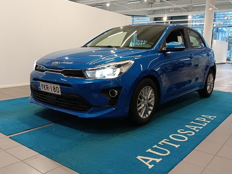 Käytetty Kia Rio EX 120 HP (88 kW) 2020 Sininen Viistoperä