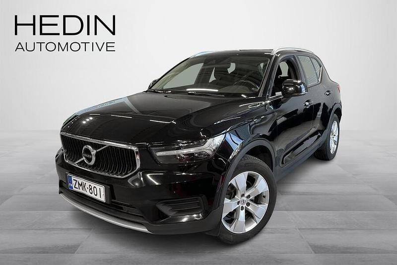 Musta Käytetty 2018 Volvo XC40 Momentum Katumaasturi | 21 700 € (Hyvä tarjous) - Kuva 1/4