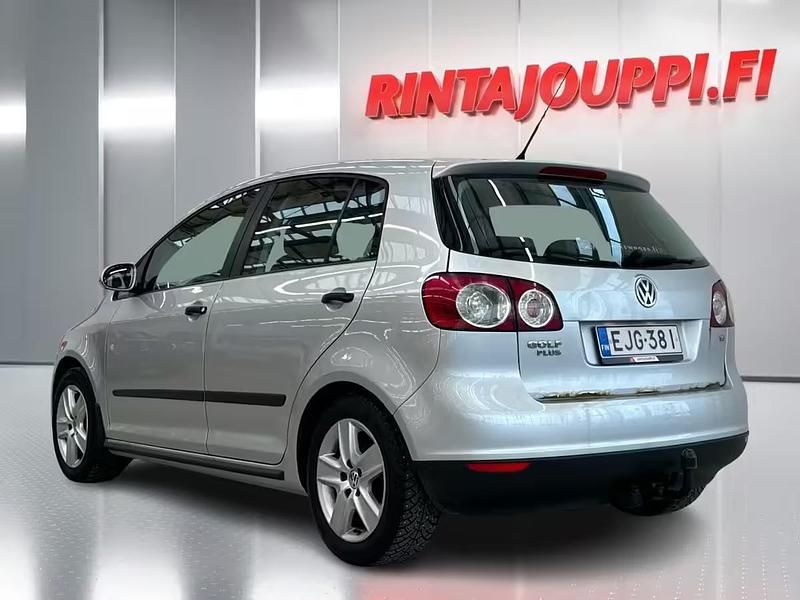 Käytetty VW Golf Plus Cross Comfortline 102 HP (75 kW) 2008 Tila-auto