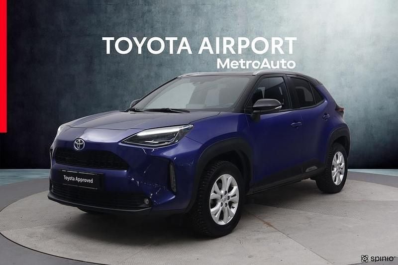 Käytetty Toyota Yaris Cross 116 HP (85 kW) 2022 Sininen Katumaasturi