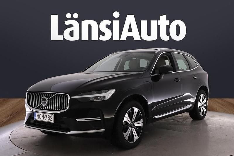 Musta Käytetty 2022 Volvo XC60 Performance Katumaasturi | 39 290 € (Hyvä tarjous) - Kuva 1/1