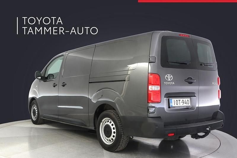 Käytetty Toyota Proace Edition 144 HP (105 kW) 2022 Harmaa Tila-auto