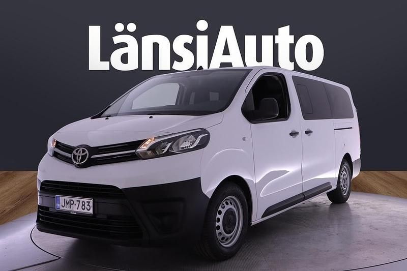 Käytetty 2022 Toyota Proace Verso Farmari | 31 490 € (Supertarjous) - Kuva 1/1