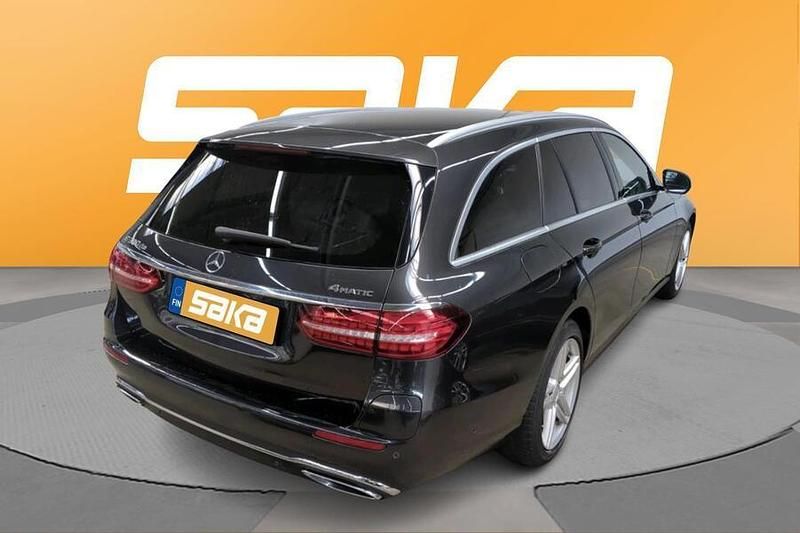 Käytetty Mercedes E300 Avantgarde 313 HP (230 kW) 2021 Farmari