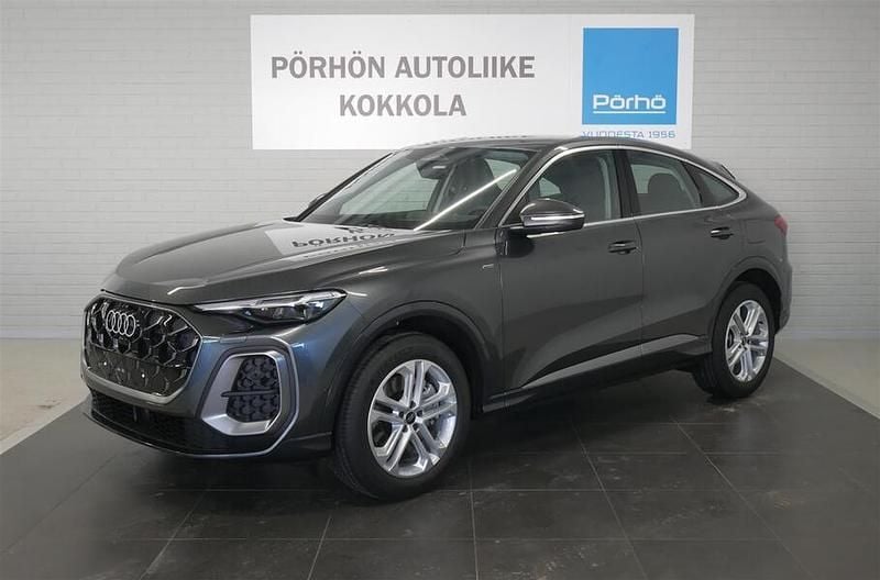 Uusi Audi Q5 Sportback 299 HP (219 kW) 2025 Katumaasturi
