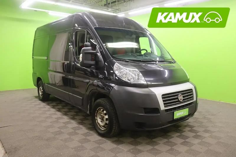 Käytetty Fiat Ducato 116 HP (85 kW) 2014 Musta Van