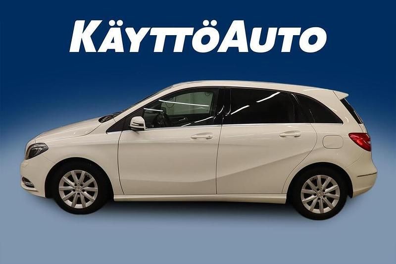 Käytetty Mercedes B180 Business 122 HP (89 kW) 2014 Valkoinen Tila-auto
