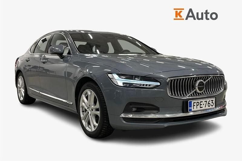 Käytetty Volvo S90 Business Edition 235 HP (172 kW) 2022 Sedan