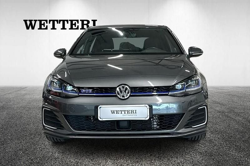 Käytetty VW Golf VII GTE 204 HP (150 kW) 2020 Viistoperä