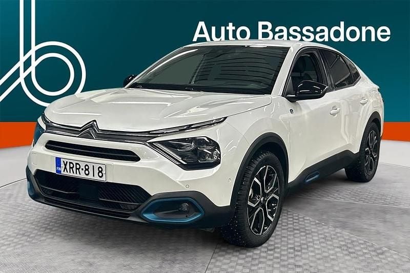 Käytetty Citroën e-C4 114 kW (156 HP) 2023 Sedan