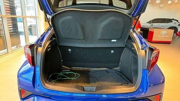 Käytetty Toyota C-HR Edition 121 HP (88 kW) 2020 Sininen Katumaasturi