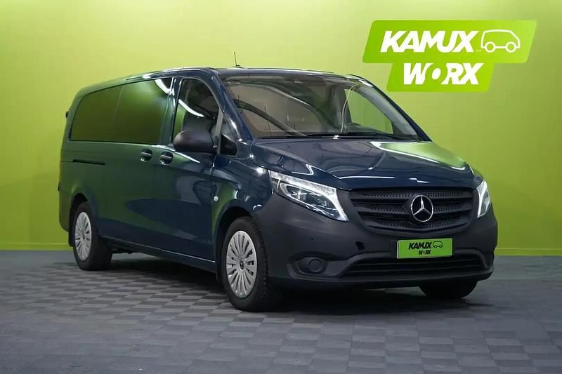 Sininen Käytetty 2018 Mercedes Vito Tila-auto | 41 800 € - Kuva 1/4