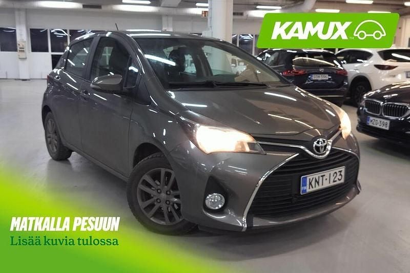 Hopea / harmaa Käytetty 2016 Toyota Yaris Active Sedan | 13 400 € (Hyvä tarjous) - Kuva 1/4