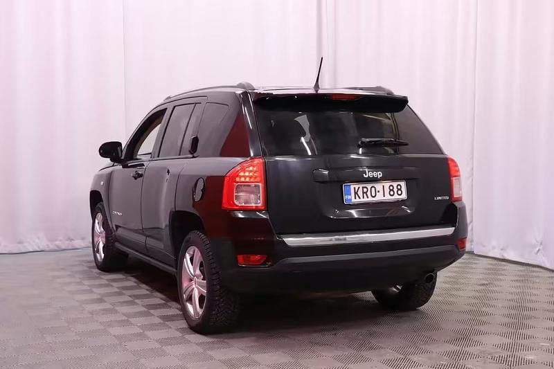 Käytetty Jeep Compass Limited 170 HP (125 kW) 2012 Katumaasturi
